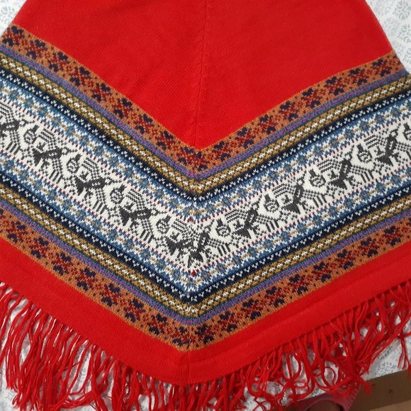 PONCHO - Picture 2 of 3